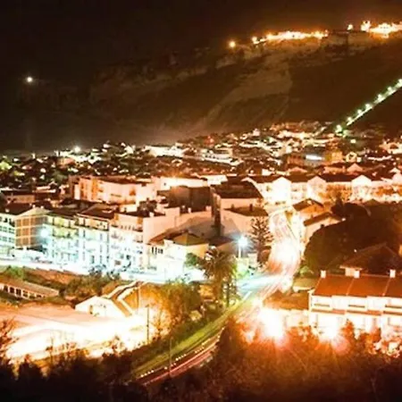 Duarte - Casa T1 N - Com Vista Mar Feriehus Nazaré