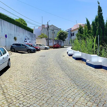 Duarte - Casa T1 N - Com Vista Mar Feriehus Nazaré