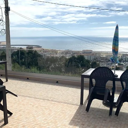 Feriehus Duarte - Casa T1 N - Com Vista Mar Nazaré