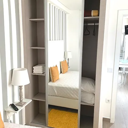 Duarte - Casa T1 N - Com Vista Mar *