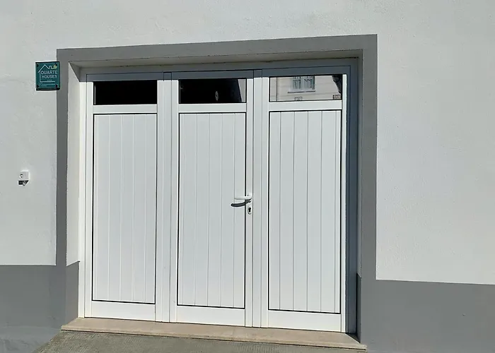 Duarte - Casa T1 N - Com Vista Mar *