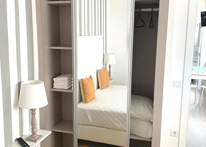 Duarte - Casa T1 N - Com Vista Mar *