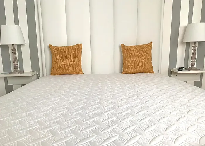 Duarte - Casa T1 N - Com Vista Mar * Nazaré